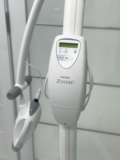Отбеливание зубов Philips ZOOM 4 White Speed